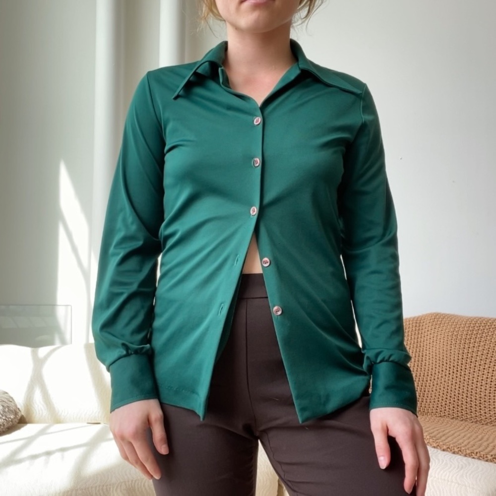 Vintage Long Sleeve Fitted Button Down Shirt